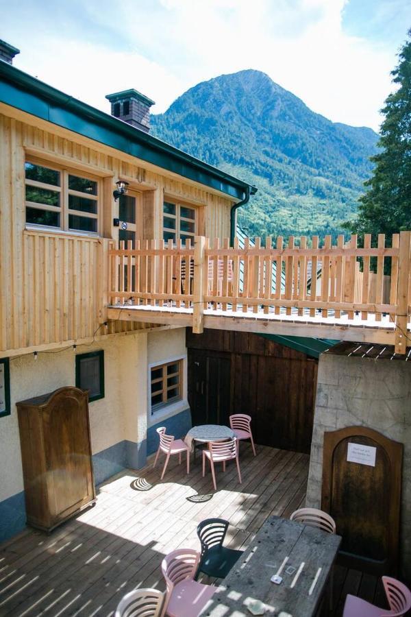 Apartment Aussee- Beletage Salzherrenhof- Kueche, Wlan, Netflix Bad Aussee Exterior photo